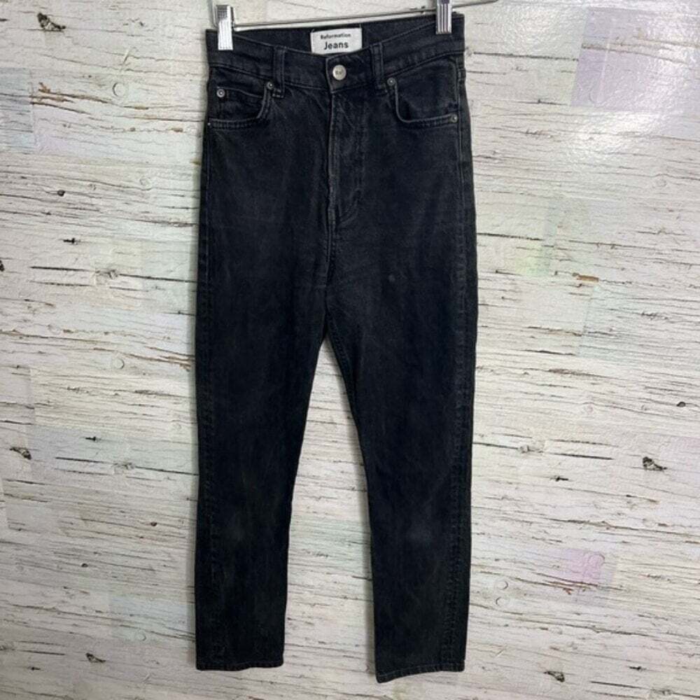 Reformation Jeans Cynthia High Rise black Straight jeans size 24